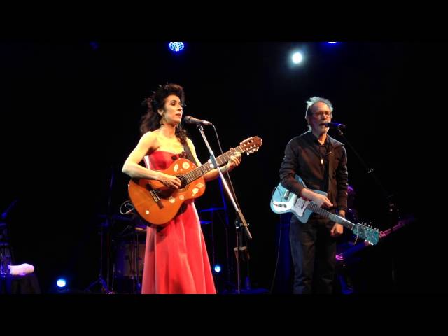 Marisa Monte & Arto Lindsay - Pale Blue Eyes