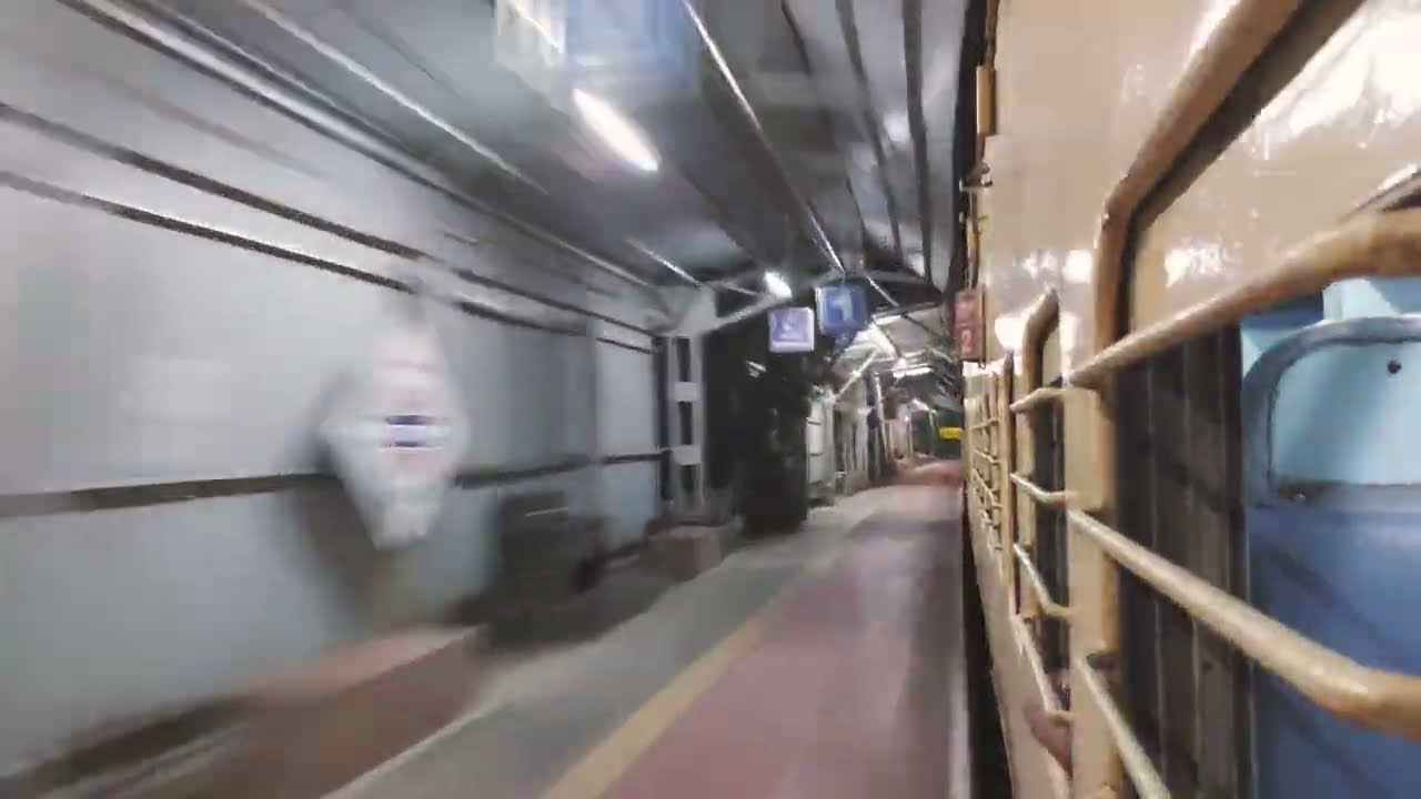 WCAM2 honking🎧 || ICF track sound 🎧 || Lonavla to Talegaon night train journey