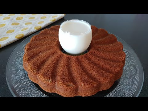 Video: Ekşi Krema Ve Tarçınlı Kahveli Kek Nasıl Pişirilir