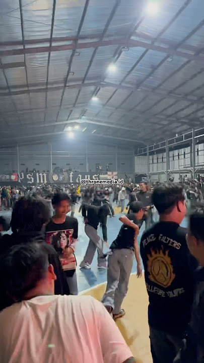 Rame kali bahh #gigs #mosh #moshpit #moshing #twostep #hardcore #crowd #crowdtwostep #shorts #viral