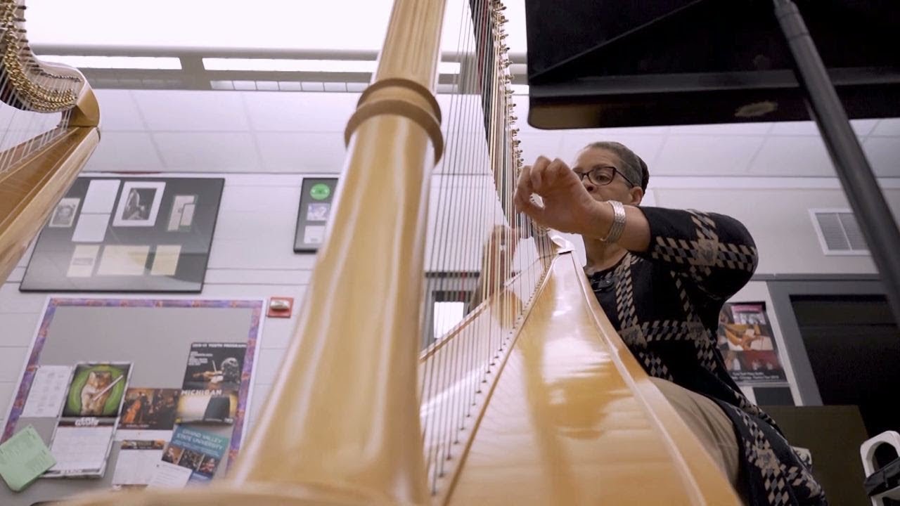 Harp & Vocal History