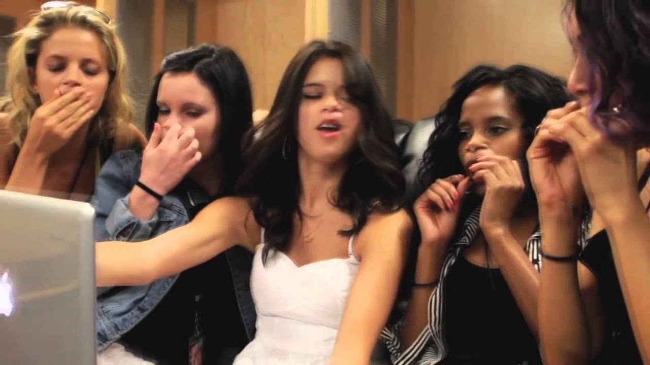 Selena Gomez(Fan video) YouTube