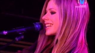 Avril Lavigne - Live on Channel V whatUwant 17/08/2004