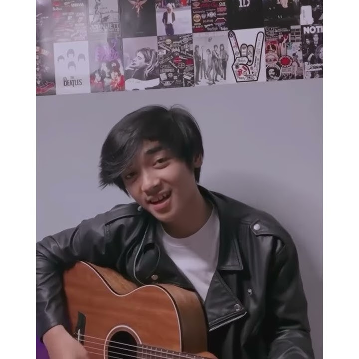 Story wa kau tarik ulur perasaan tulus ku kepadamu (tanpa kamu) || cover isqia hijri