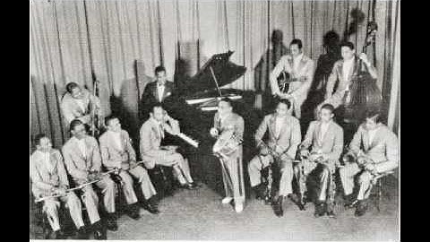 Chick Webb and His Orchestra  /  Harlem Congo