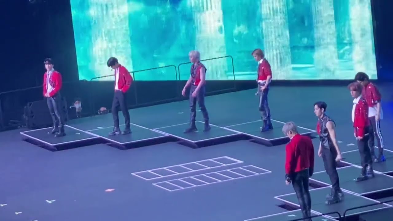 220628 Stray Kids - Newark Day 1, Hellevator, TOP