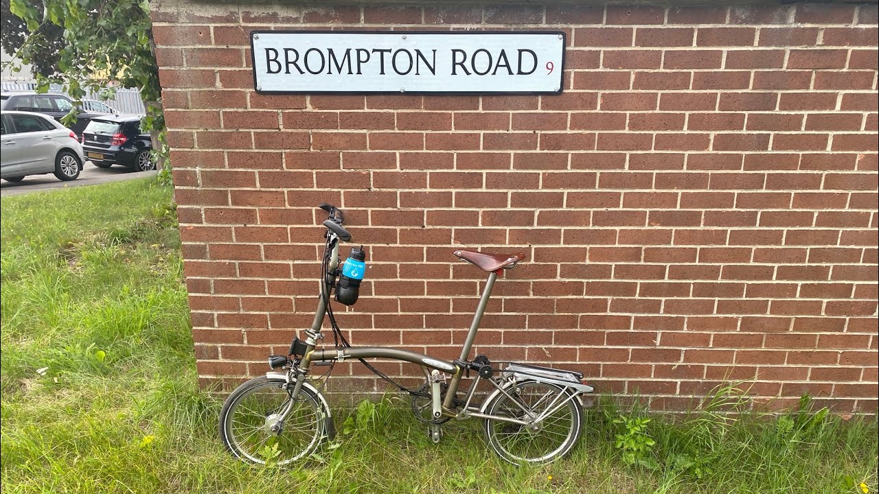 Brompton Bike, my essential upgrades - YouTube