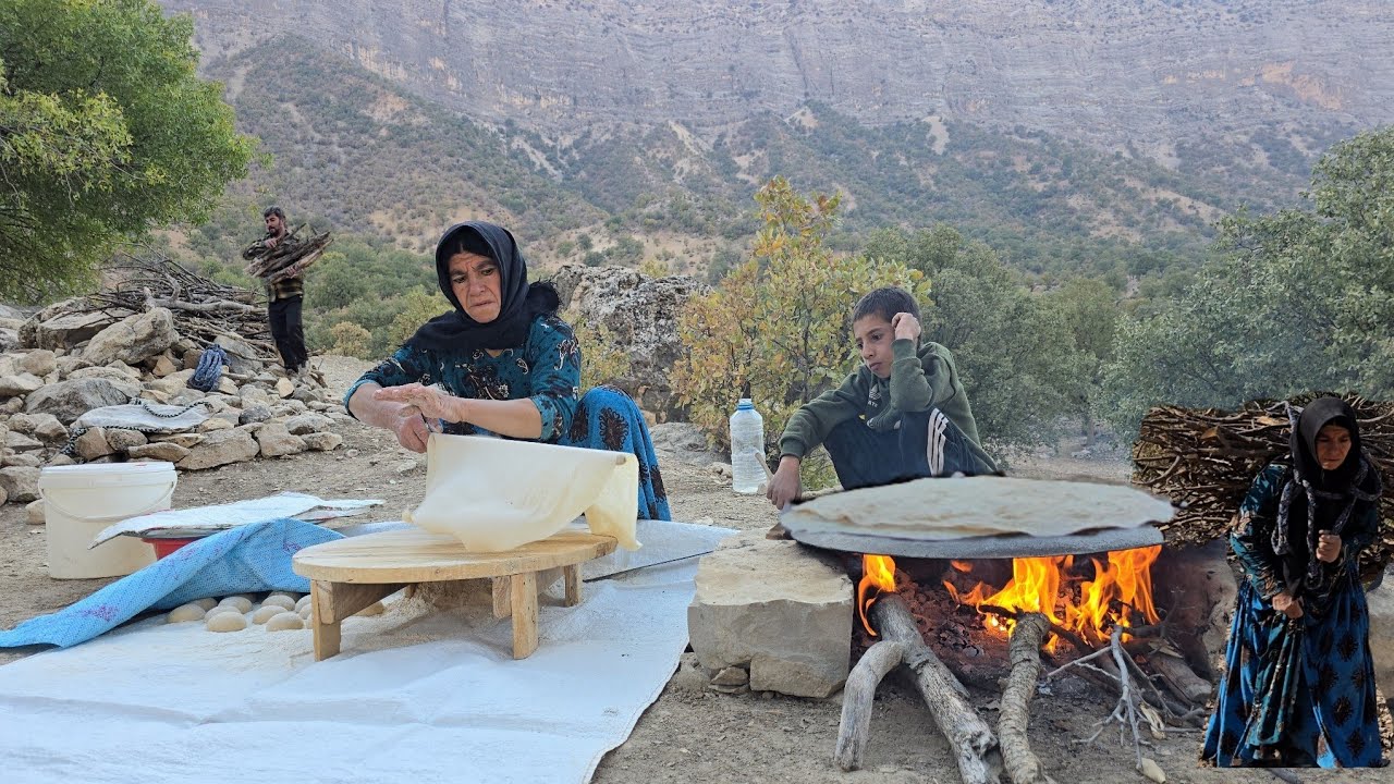 Real nomadic lifeFrom collecting firewood to baking hotbread on a fire ...