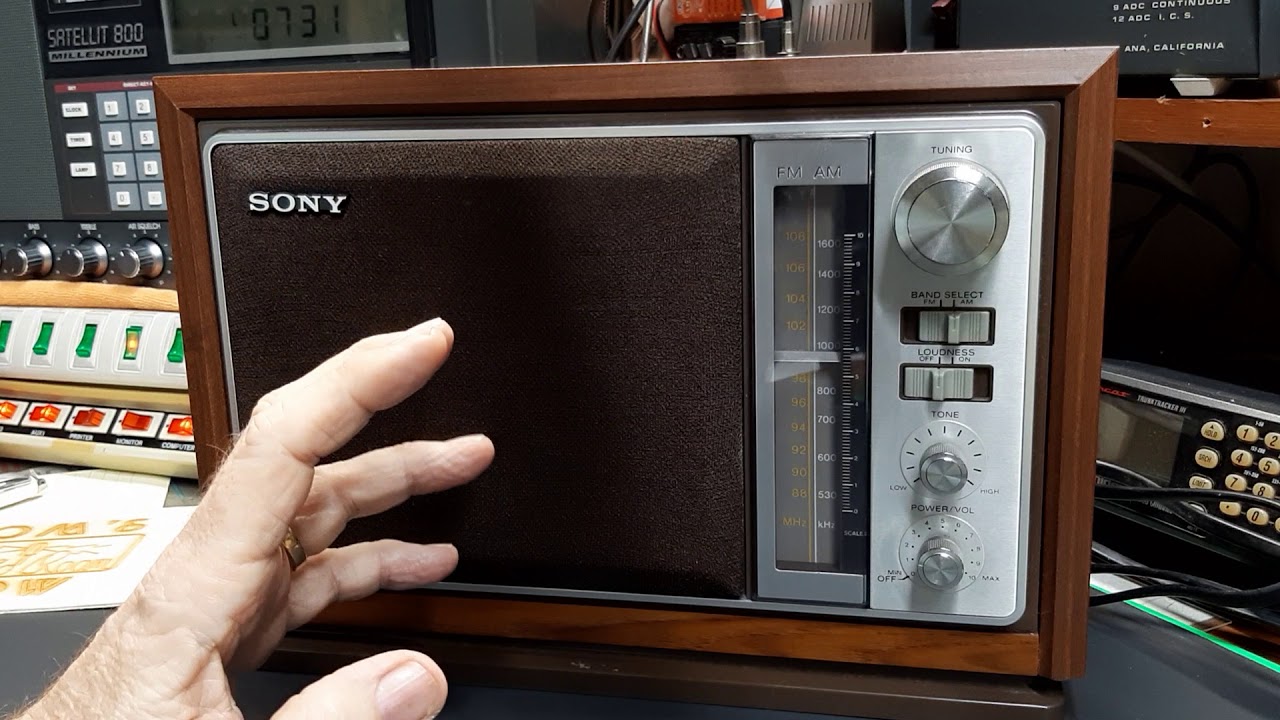 TRRS #1884 - Awesome Sony TCF-9740W AM/FM Table Radio