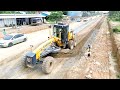 Construction Road Maintenance Machinery | Liugong Motor Grader Working Spreading Gravel