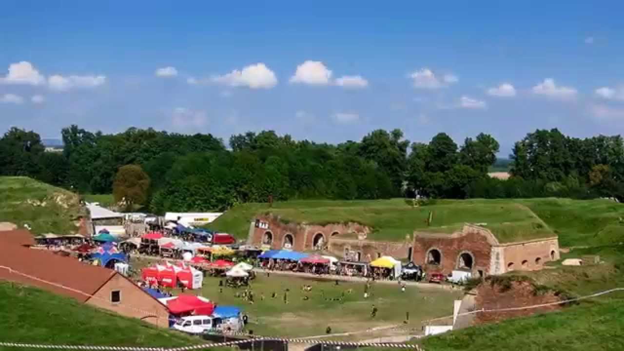 Časosběr (timelapse) - Brutal Assault 19 v pevnosti Josefov
