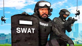 JUGANDO como SWAT en GTA 5