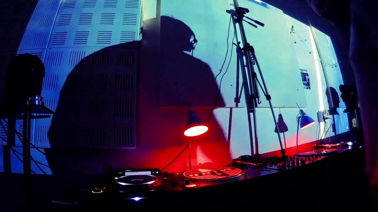 Minimal Rhythms 69 - Flink auf YouTube ansehen Minimal Rhythms 69 - Flink auf YouTube ansehen