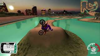 Five minutes and one second of fat whips in Mx Simulator