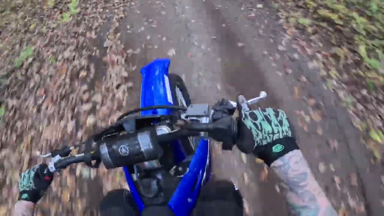 Dirt Biking on some Ontario trails 