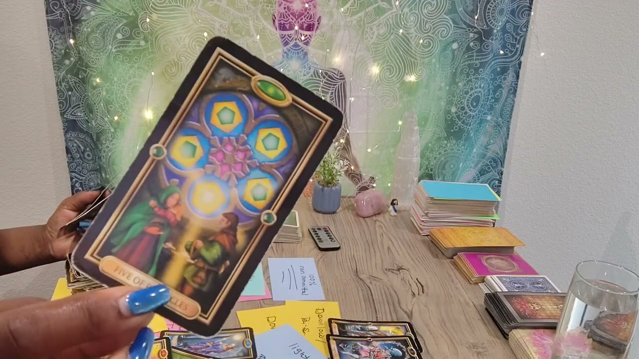 Близнецы ♊ Вы выиграли крупную сумму денег 💰 Берегите её, кто-то за вами следит 🙅🏾‍♀️🧿