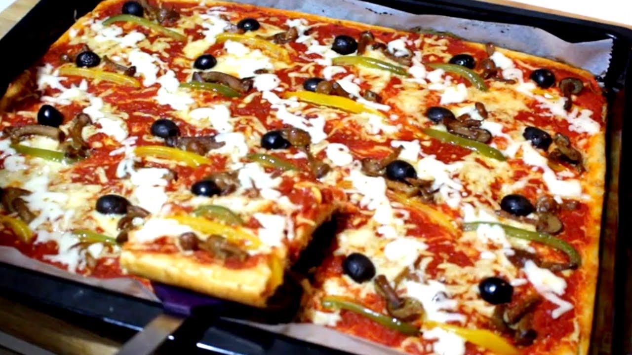 بيتزا بالخبز اليابس 🍕🍕   لن ترمي الخبز البايت أو بقايا الخبزبعد اليوم