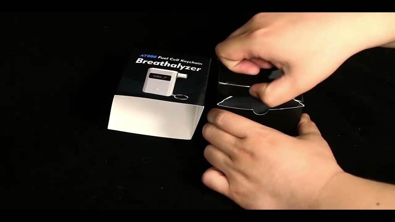 AT800 Fuel Cell Keychain Breathalyzer - YouTube