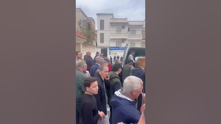 نقل جثمان الفقيد جمال مناد إلى مثواه الأخير وسط أجواء بحضور أفراد عائلته وأصدقائه ومحبيه.