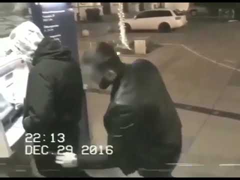 Security camera caught a man pickpocketing - YouTube