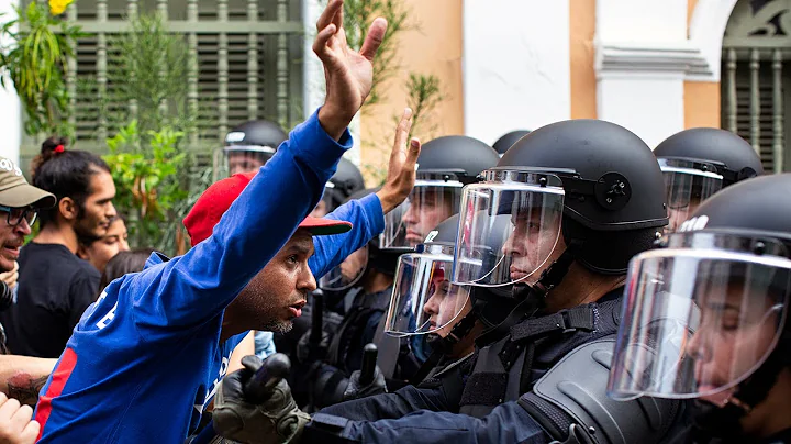 When Movements Face Repression