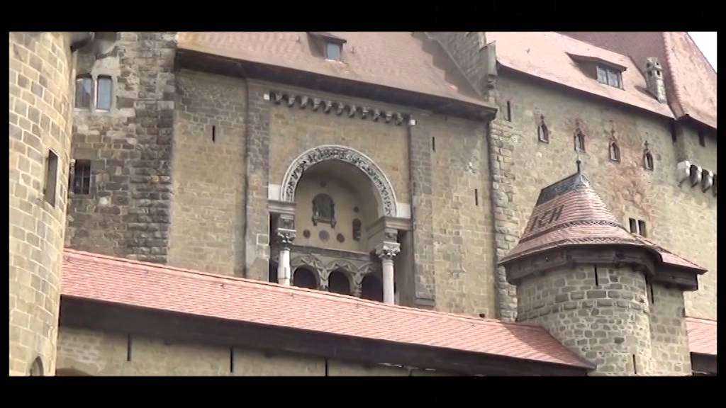 Burg Kreuzenstein - Kreuzenstein Castle - Lower Austria, Austria