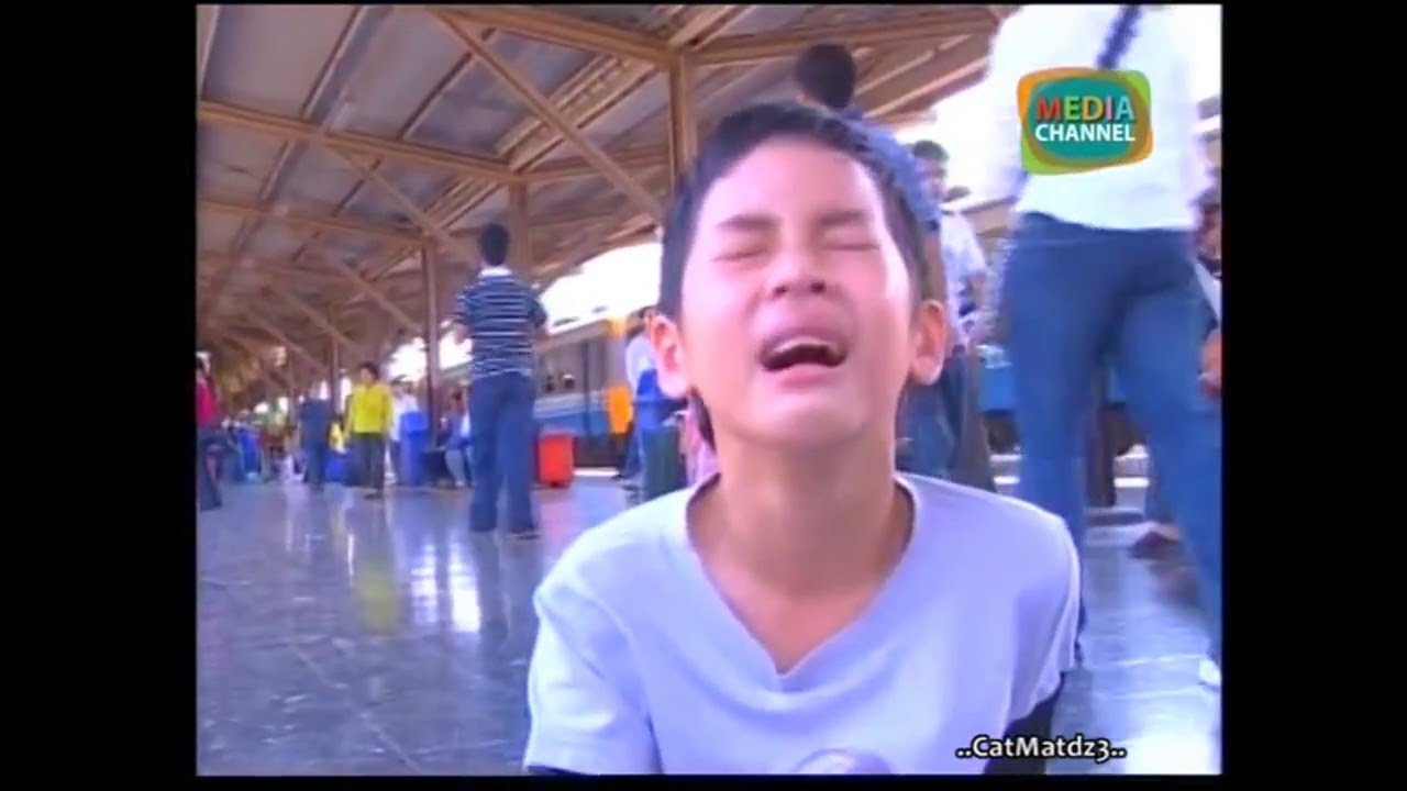 ฟ้ากระจ่างดาว 2548 นุ่น วรนุช  เก้า จิรายุ (ตอนเด็ก)