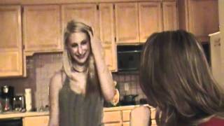 Jaqueline Diggin In Her Belly On