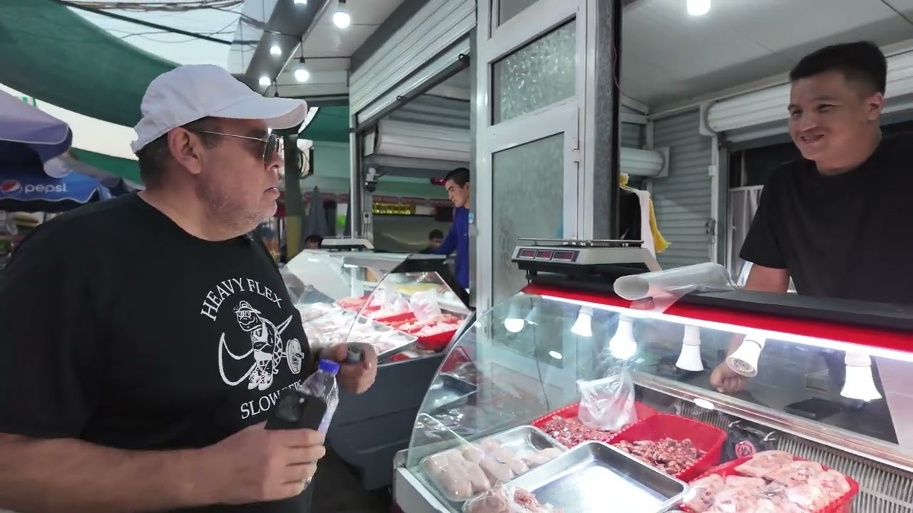 Базар Кадышева и обзор кафе 'Олтин Балык'