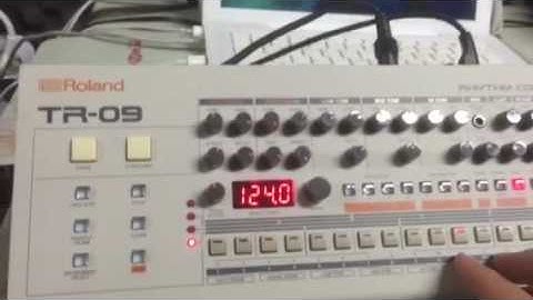 Roland TR-09 Test