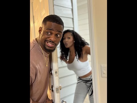 When Alexis pops up on Phill when he has company!