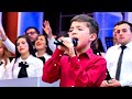 Do Chile, Gladys e seu Filho Cantam o Louvor Brasileiro '' SOU UM MILAGRE '' do Voz da Verdade