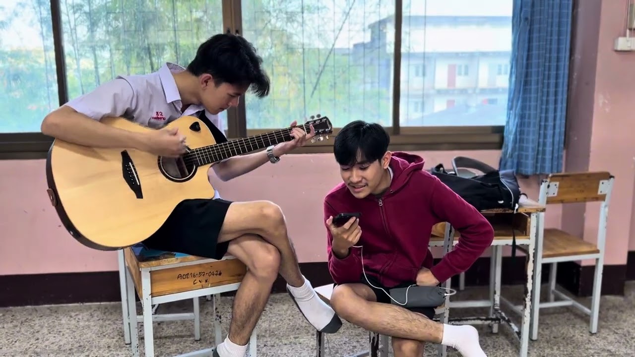 เพื่อนเล่น ไม่เล่นเพื่อน by โรงเรียนเชียงรายวิทยาคม