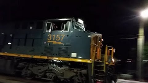[CSX]3157 ES44AH & AC44CW Leads Q470-28 With Hornshow in Fay NC & Nice K5HLL-R2 With Waving action