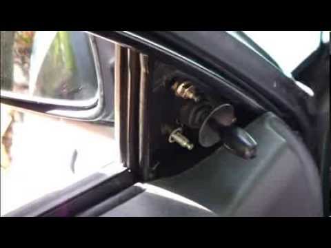 Video: Paano ko aayusin ang aking Corolla side mirror?