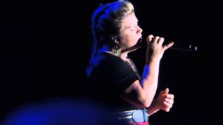 Kelly Clarkson Because Of You/Breakaway - Live - 2015 Piece By Piece Tour - Cincinnati, Oh