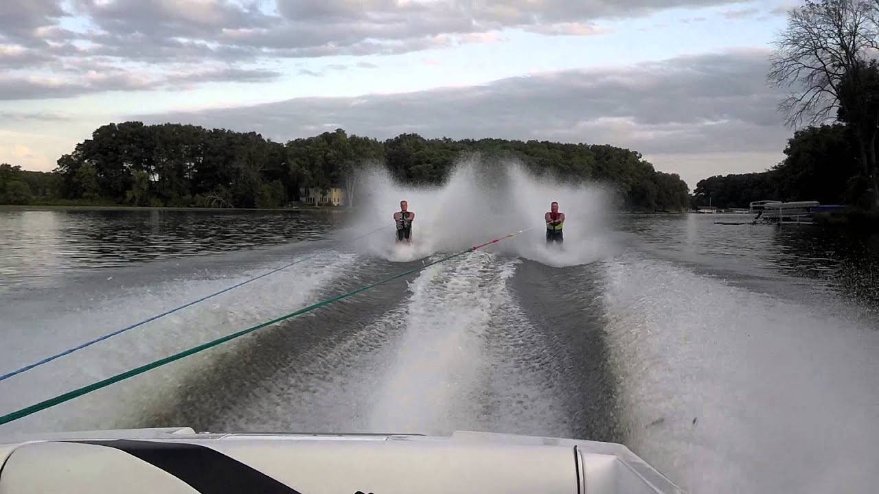 Barefoot skiing duo on Fox River/Tichigan Lake, SE Wisconsin YouTube