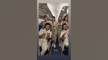 Pramugari cantik Super Air Jet saat bekerja