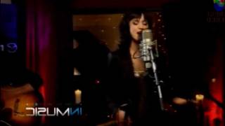 Video thumbnail of "Katy Perry - I kissed a girl (live acoustic) Orange EMI"
