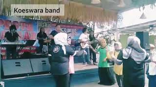 PANAH ASMARA (KOESWARA BAND FEAT CMON)KOES PLUS COVER #koesplus #koeswara