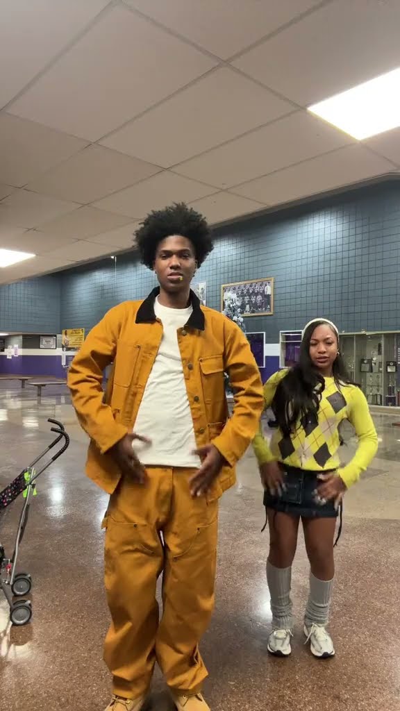 Roman \u0026 Brooklyn frost ??❤️‍?￼. ￼ #explorepage #jesuslovesyou #dance #duet #dancetrend #fypシ゚