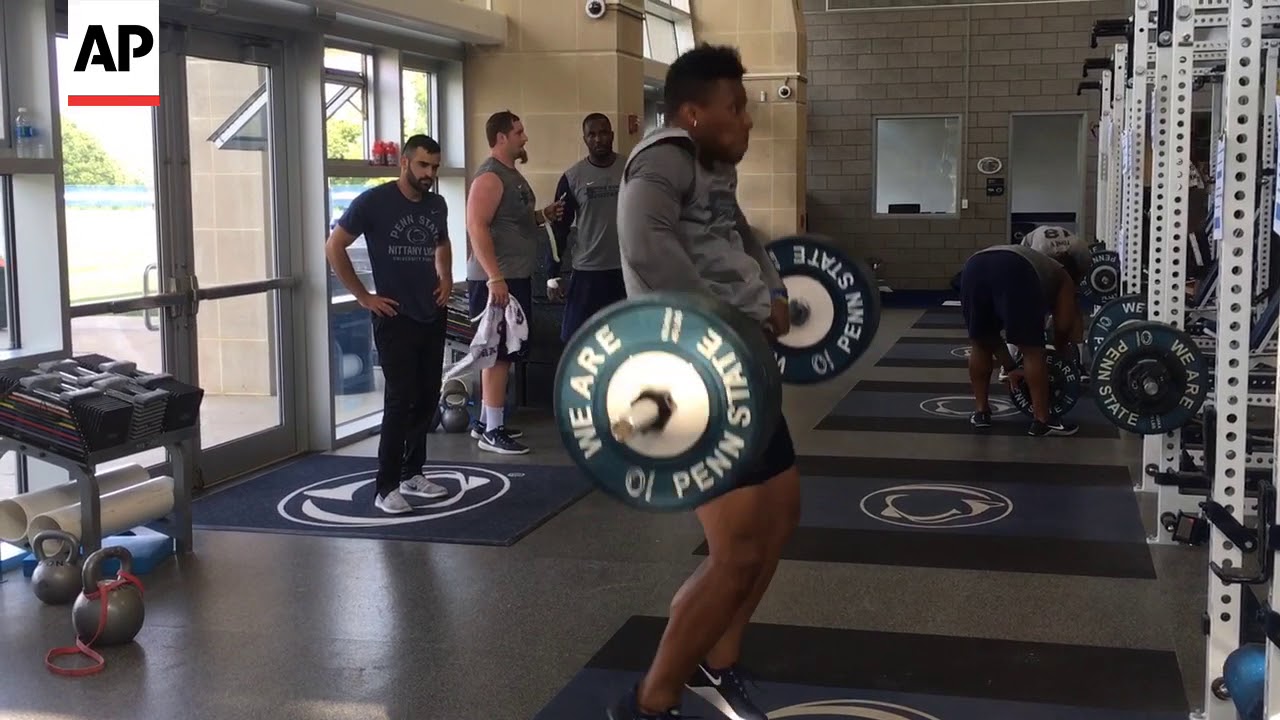 Penn State Rb Saquon Barkley Shows Off In Weight Room