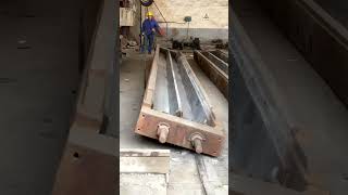 Cement Molds Cleaning With Sfx 2000W Mobile Laser Cleaning Machine