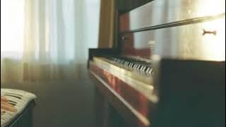 [playlist] a piano room on a quiet afternoon