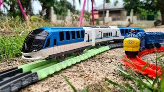 Merakit Mainan Kereta Api Takara Tomy Plarail Kintetsu Premium Express Shimakaze, Shuggington