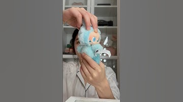 Labubu head spins?! #labubu #labubuunboxing #labubuviral #cute #viral #popmart #hacks #tricks