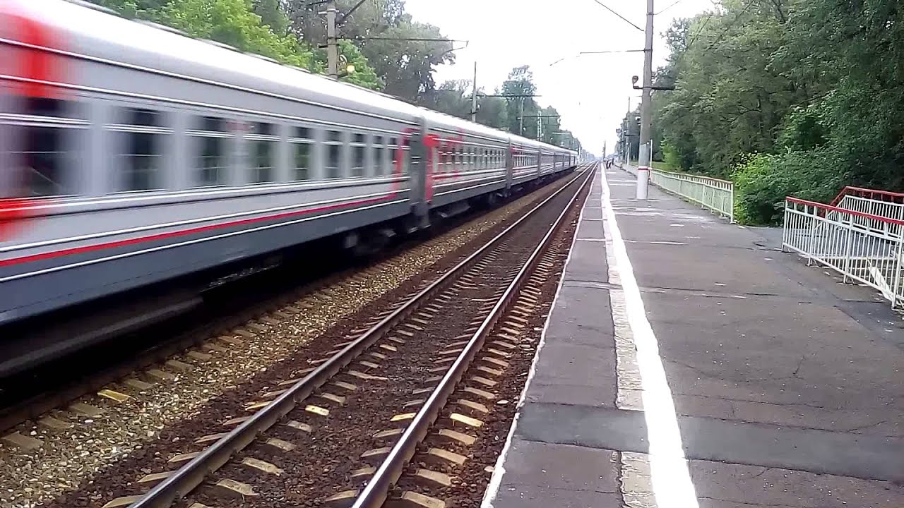 2015 | Поезд 134Я Архангельск - Москва и ЭД4М-0372 Москва - Сергиев ...