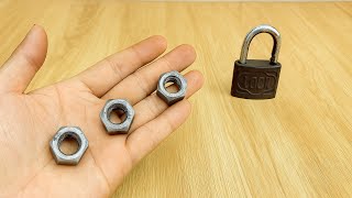 видео: Хватит покупать замки! Всего три гайки — и вы можете сделать простой замок с потайным отверстием. картинка: Хватит покупать замки! Всего три гайки — и вы можете сделать простой замок с потайным отверстием.