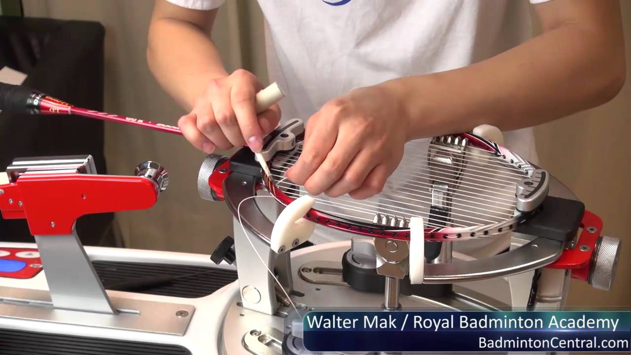 Walter Mak strings a badminton racket in 11 mins 30 seconds
