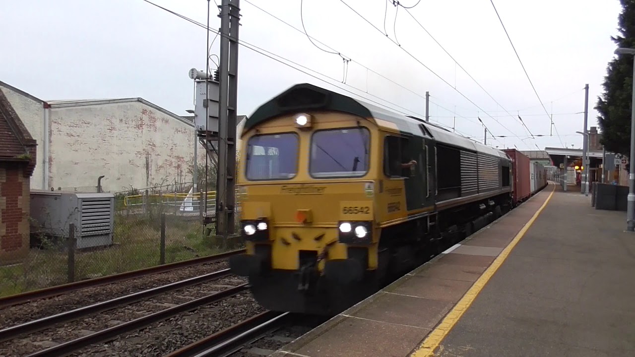 video to gif Legend Freightliner Horns: March 2019